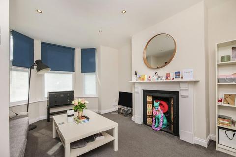 3 bedroom end of terrace house for sale, White Cross Road, York