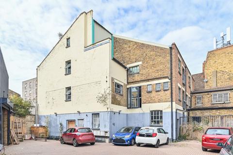 3 bedroom flat for sale, Digby Road, E9, Homerton, London, E9
