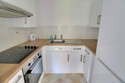 1 bedroom ground floor flat for sale, HOLLY DRIVE, WATERLOOVILLE