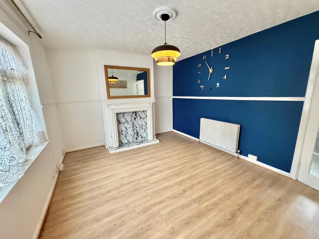House in NOTTINGHAM - View 5