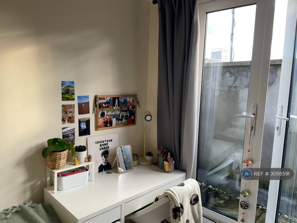 Apartment in Bristol, Stokes Croft, Broadmead - More