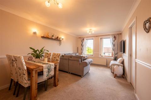 2 bedroom house for sale, Newmiln Road, Perth