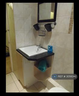 2 bedroom terraced house to rent, Aston Street, Leeds, LS13