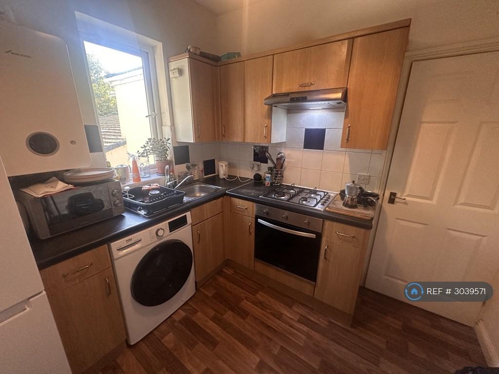 Apartment in Bristol, Totterdown - View 4