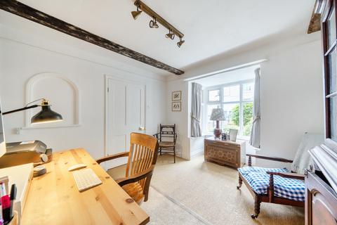 3 bedroom semi-detached house for sale, Petworth Road, Haslemere, GU27