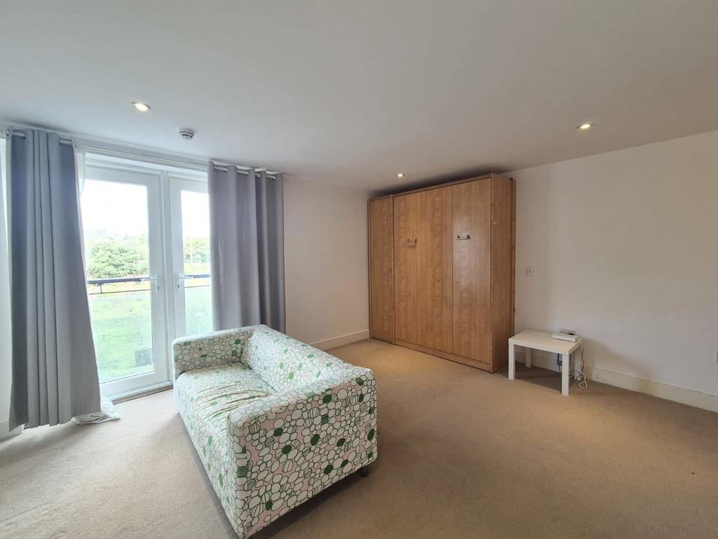 Apartment in Cardiff - View 4