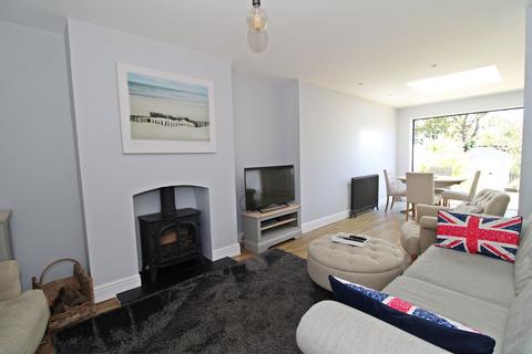 3 bedroom semi-detached house for sale, Bourne Vale, Hayes, Bromley, BR2