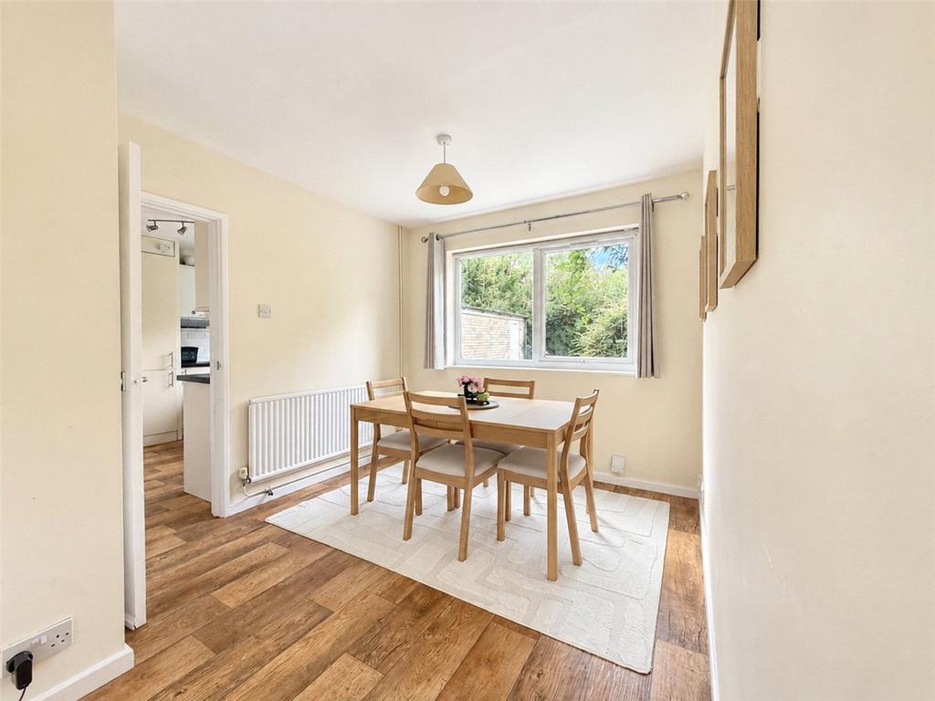House in Cambridge - More