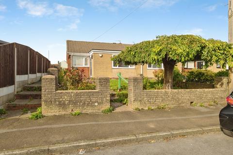 2 bedroom bungalow for sale, Vicarage Drive, Dukinfield, Greater Manchester, SK16