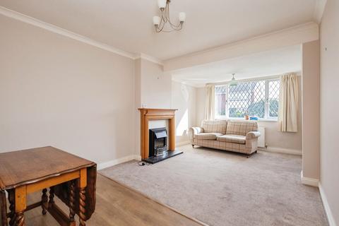 2 bedroom bungalow for sale, Vicarage Drive, Dukinfield, Greater Manchester, SK16