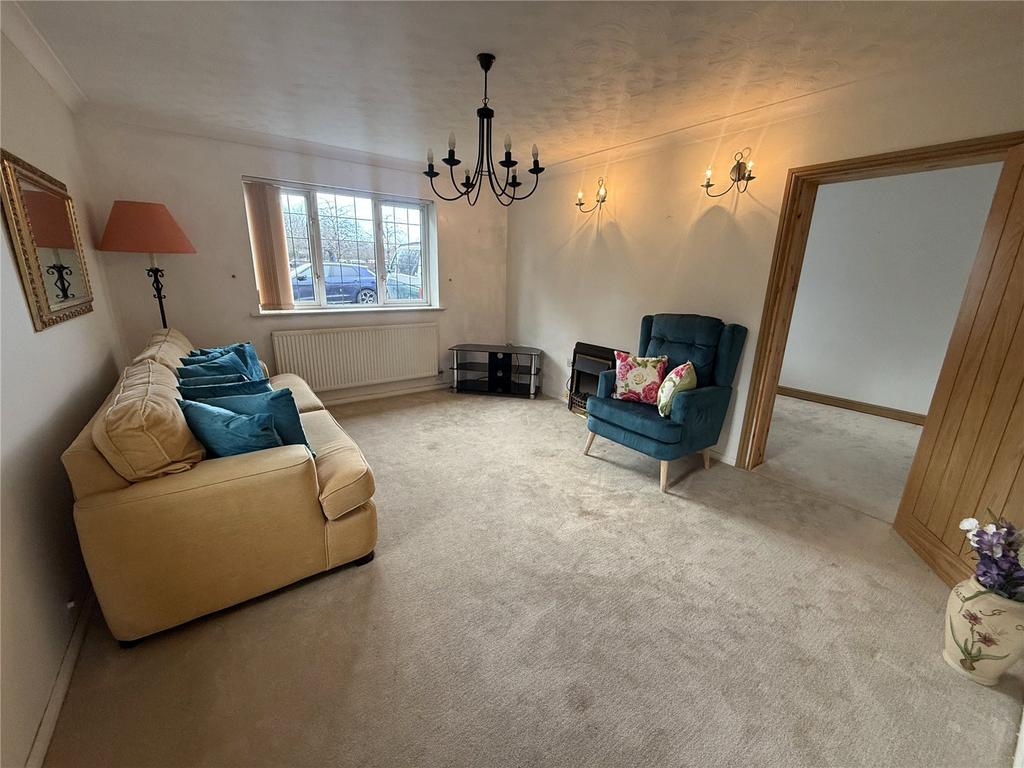 House in Bristol, Bradley Stoke - View 2