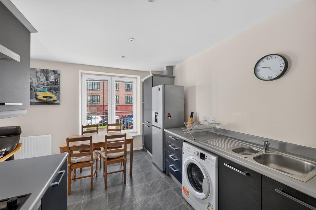 Apartment in Edinburgh - More