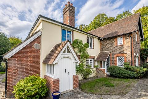 3 bedroom detached house for sale, Tilburstow Hill Road, South Godstone, Godstone, Surrey, RH9