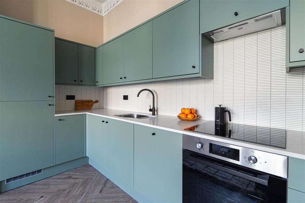 Apartment in Newcastle Upon Tyne - View 3