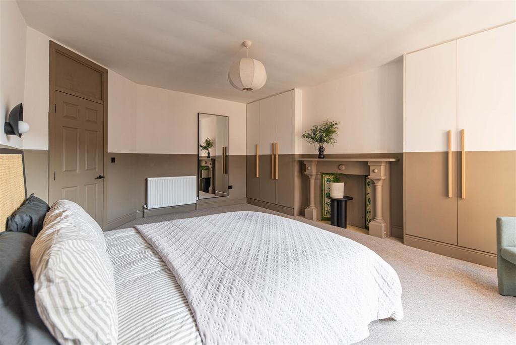 Apartment in Newcastle Upon Tyne - View 4