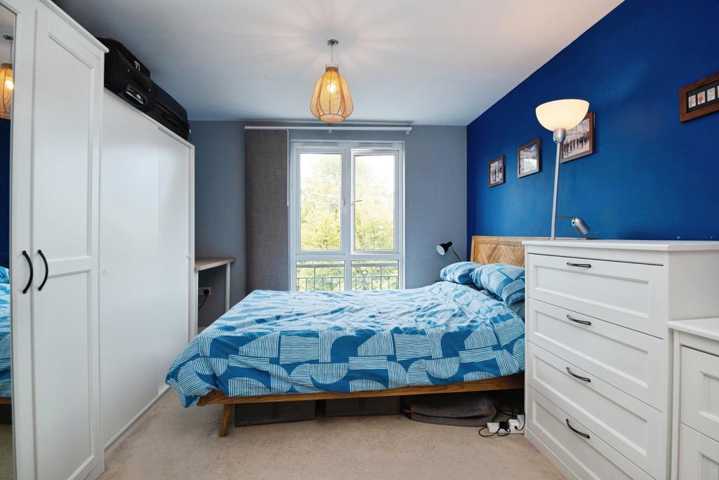 Apartment in Cardiff - View 3