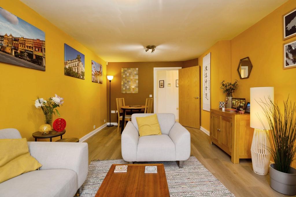 Apartment in Cardiff - More