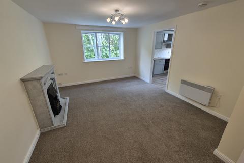 2 bedroom flat to rent, Elbow Street, Cradley Heath, B64
