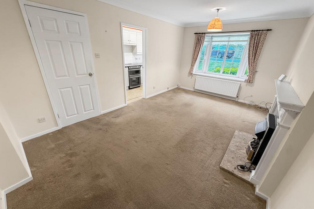 Apartment in Leeds, Wigton Moor, Roundhay - View 2
