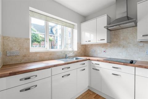 undefined, KINGSTON AVENUE, LEATHERHEAD, KT22