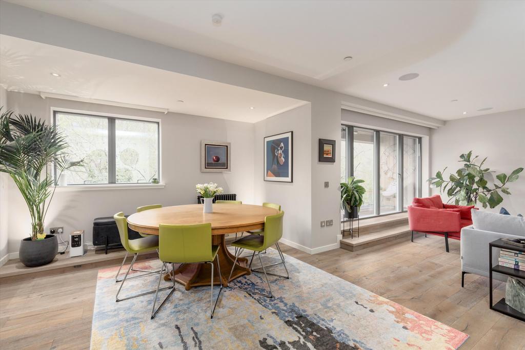 House in Edinburgh - View 5