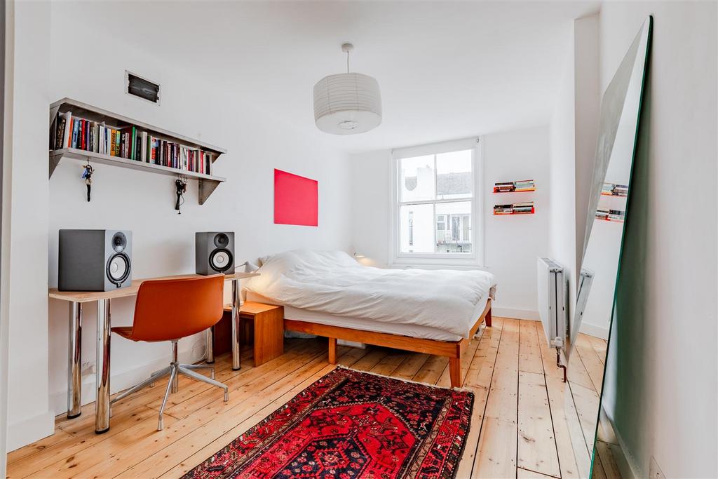 Apartment in Brighton - More