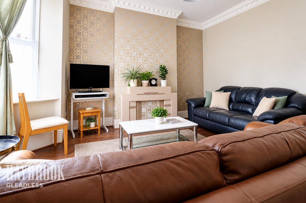 House in Sheffield, South Yorkshire - View 2
