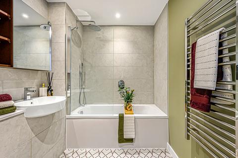 2 bedroom flat for sale, Twyford Abbey Road, London, NW10
