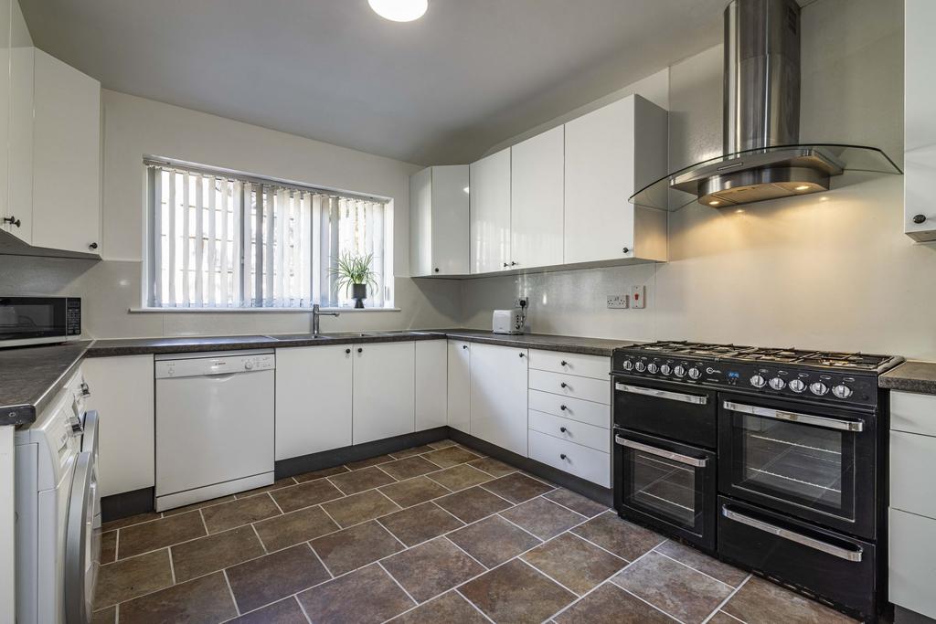 House in Nottingham - View 5