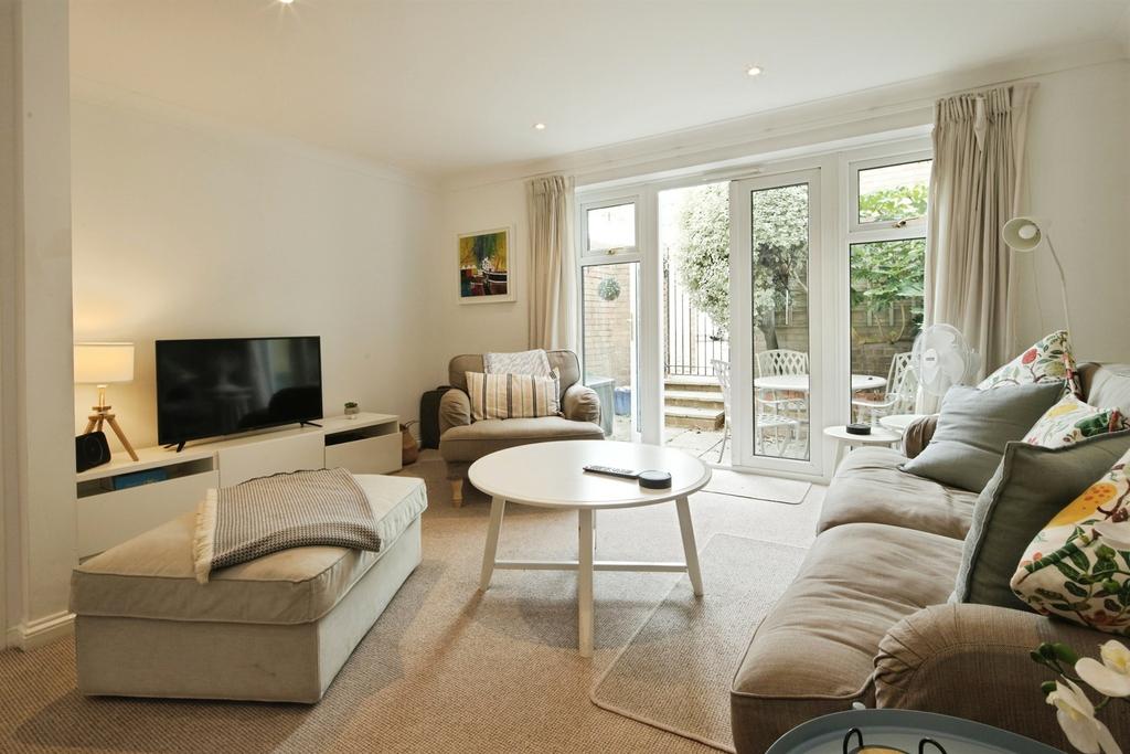 House in Brighton - View 3
