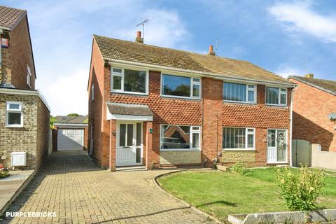 3 bedroom semi-detached house for sale, Kennet Avenue - Greenmeadow, Swindon, SN25
