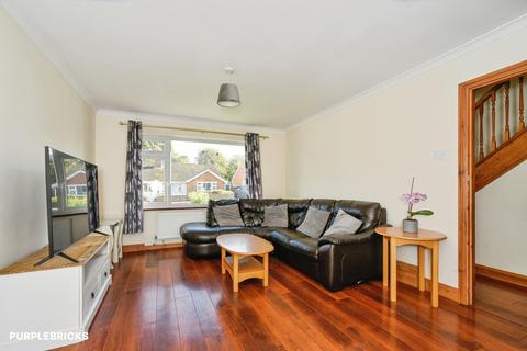 3 bedroom semi-detached house for sale, Kennet Avenue - Greenmeadow, Swindon, SN25
