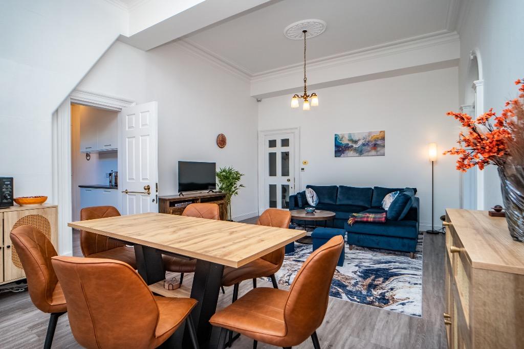 Apartment in Edinburgh - View 4
