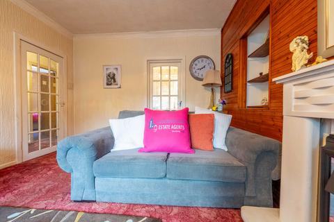 2 bedroom flat for sale, Drumbathie Road, Airdrie, ML6