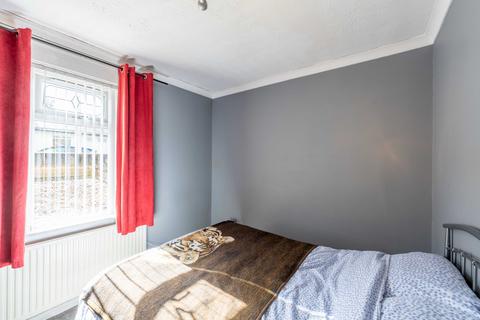 2 bedroom flat for sale, Drumbathie Road, Airdrie, ML6