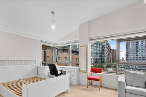 4 bedroom apartment to rent, Meridian Place, London, E14