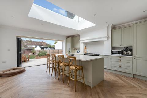3 bedroom semi-detached house for sale, Vale Road, Worcester Park, KT4