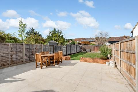 3 bedroom semi-detached house for sale, Vale Road, Worcester Park, KT4
