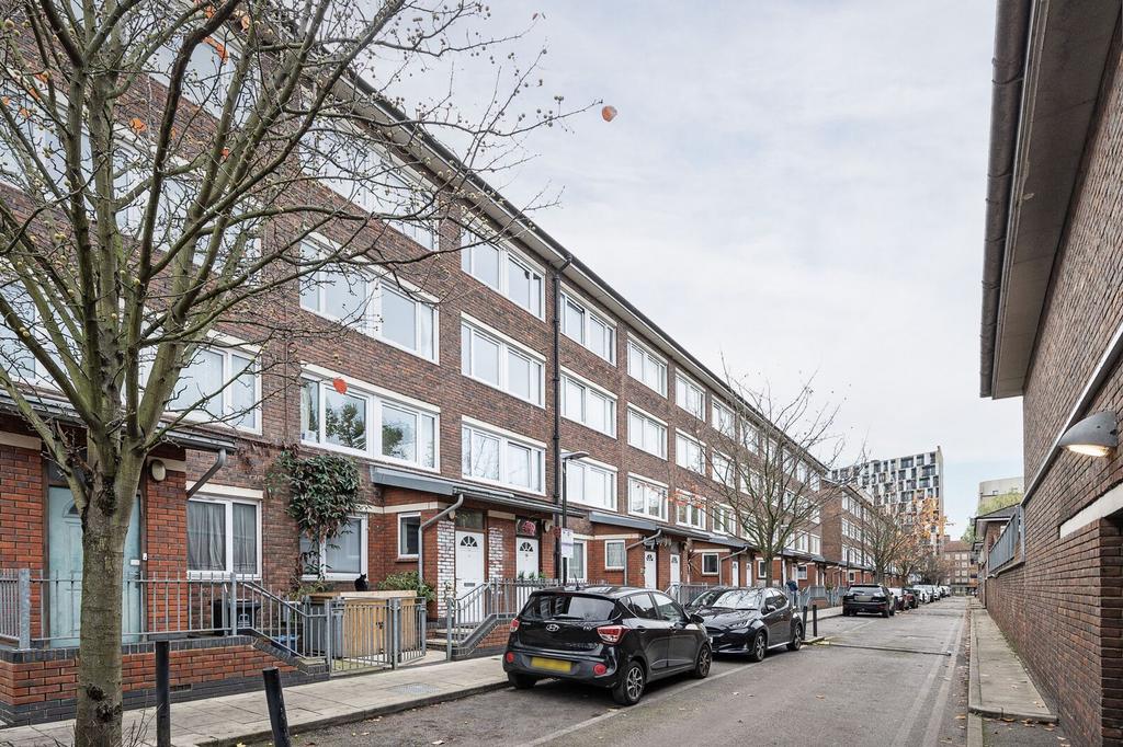 Apartment in London - View 3