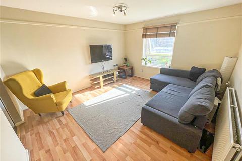 1 bedroom flat for sale, Neston Gardens, Leicester