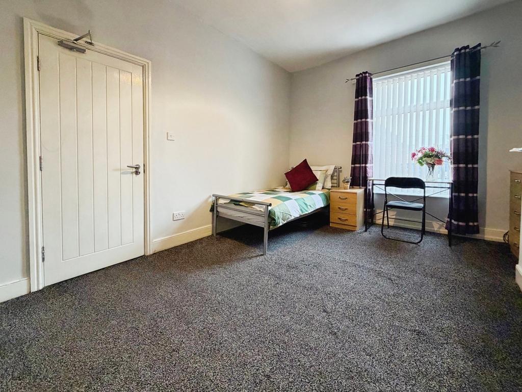House in Manchester - View 2