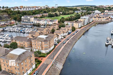 2 bedroom apartment for sale, John Batchelor Way, Penarth CF64
