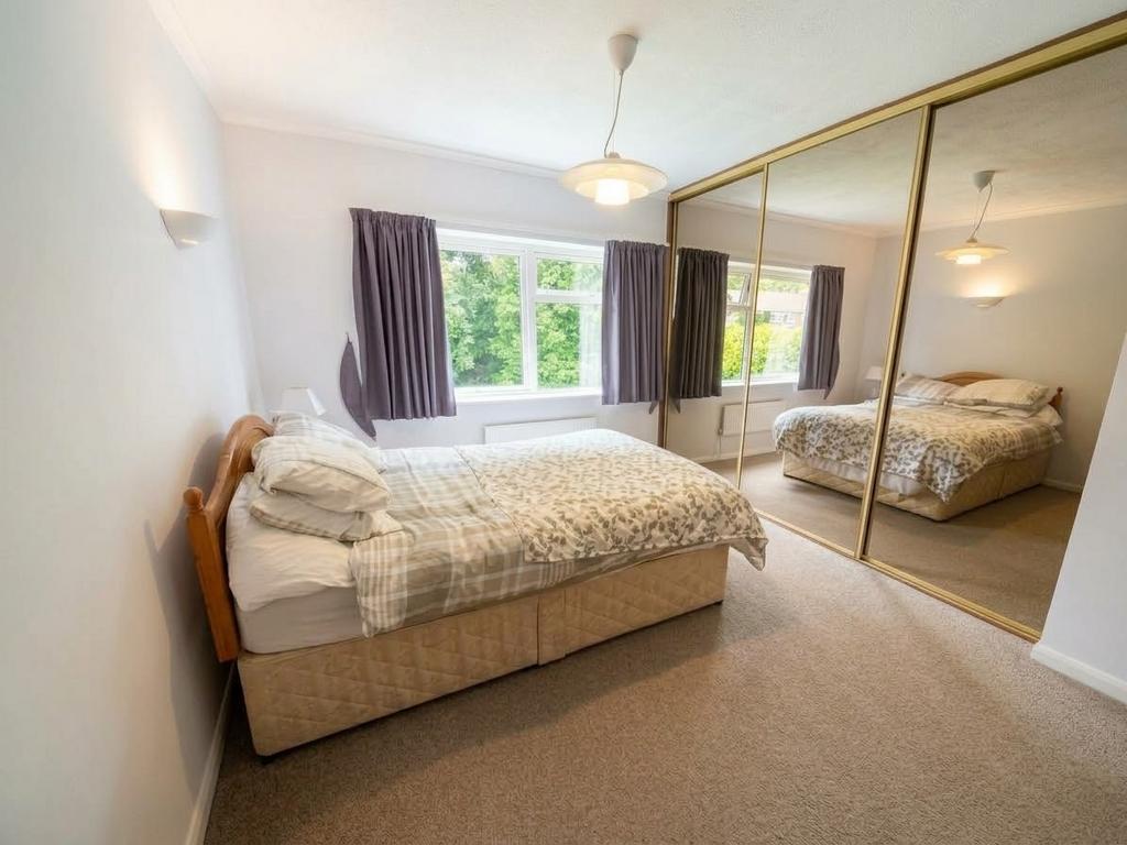 Apartment in Sutton Coldfield - View 4