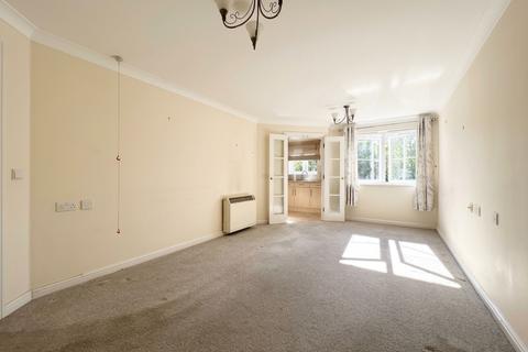 2 bedroom flat for sale, Southend Road, Billericay CM11