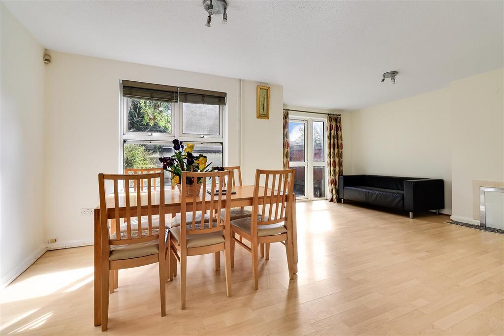 House in Cambridge - View 3