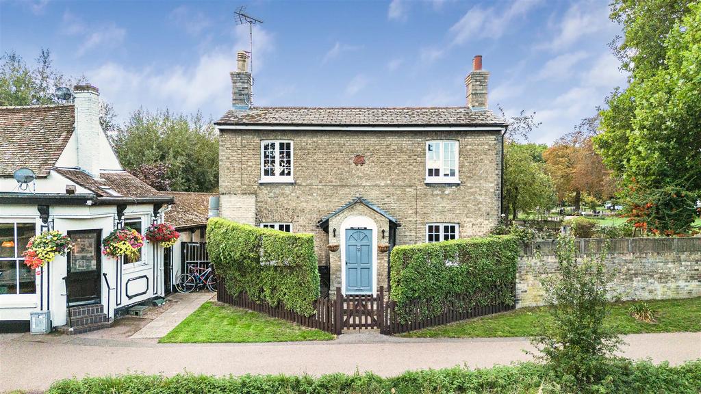 House in Cambridge - View 3
