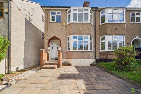 3 bedroom semi-detached house for sale, Station Road Crayford, Crayford, Dartford, Kent, DA1