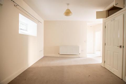 2 bedroom apartment for sale, Twerton Farm Close, Bath