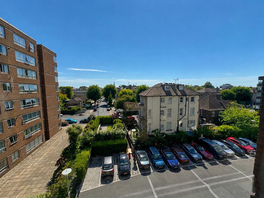 Apartment in Hove, Brighton and Hove - More