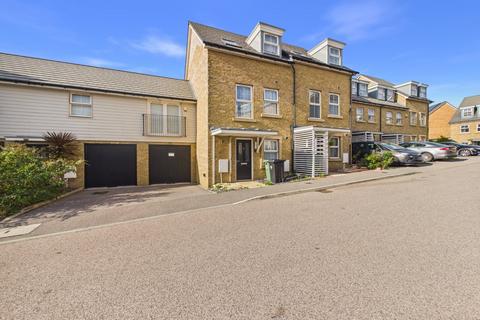 3 bedroom end of terrace house for sale, Dale Street, Kent DA1